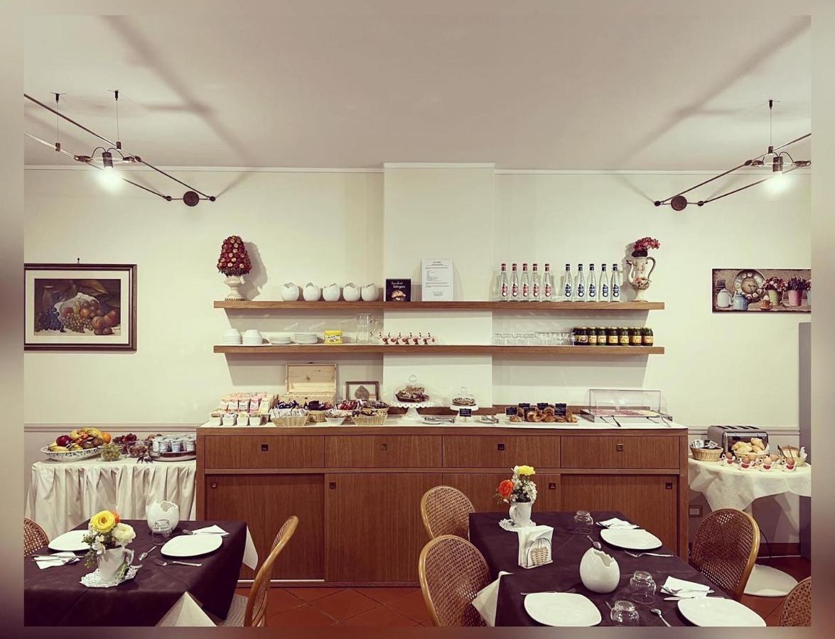B&B Corte Delle Rose Castiglione Delle Stiviere Eksteriør billede