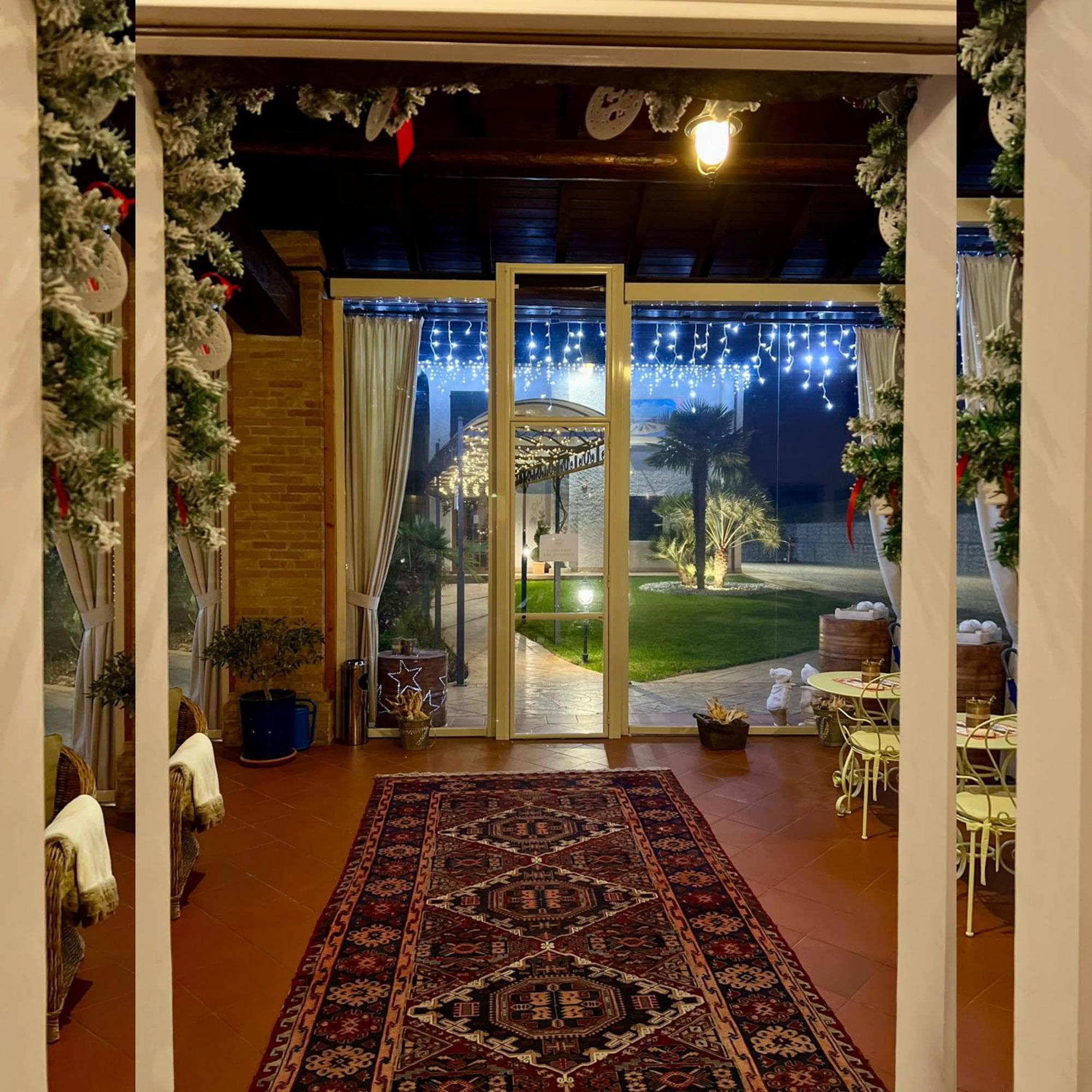 B&B Corte Delle Rose Castiglione Delle Stiviere Eksteriør billede