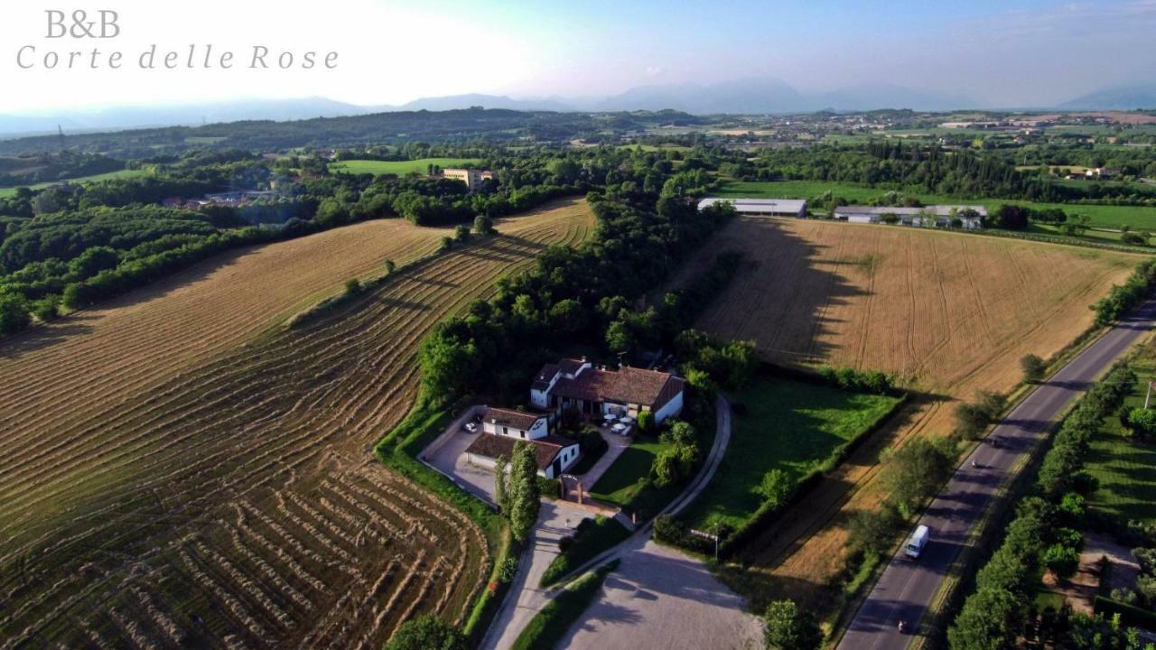 B&B Corte Delle Rose Castiglione Delle Stiviere Eksteriør billede