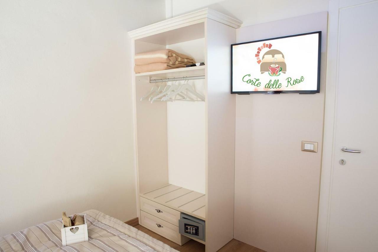 B&B Corte Delle Rose Castiglione Delle Stiviere Eksteriør billede