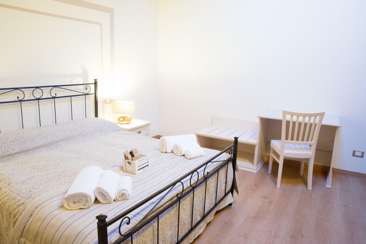 B&B Corte Delle Rose Castiglione Delle Stiviere Eksteriør billede